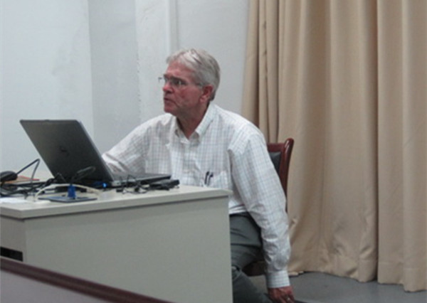 学院开设第二门本科全英文课程《Modern dairy production and disease control》