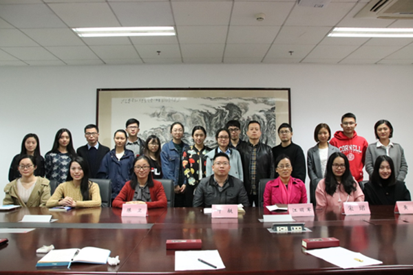 学院召开兼职辅导员述职会暨学生座谈会