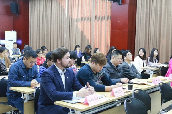 奥特奇研究联盟奖学金颁奖典礼顺利举行