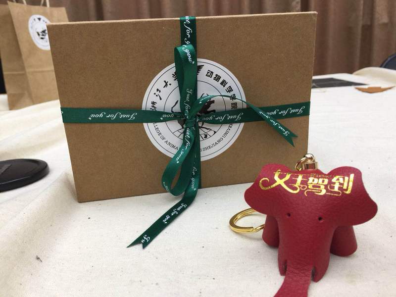 “私人定制，独一无二”——记学院“三八妇女节”活动