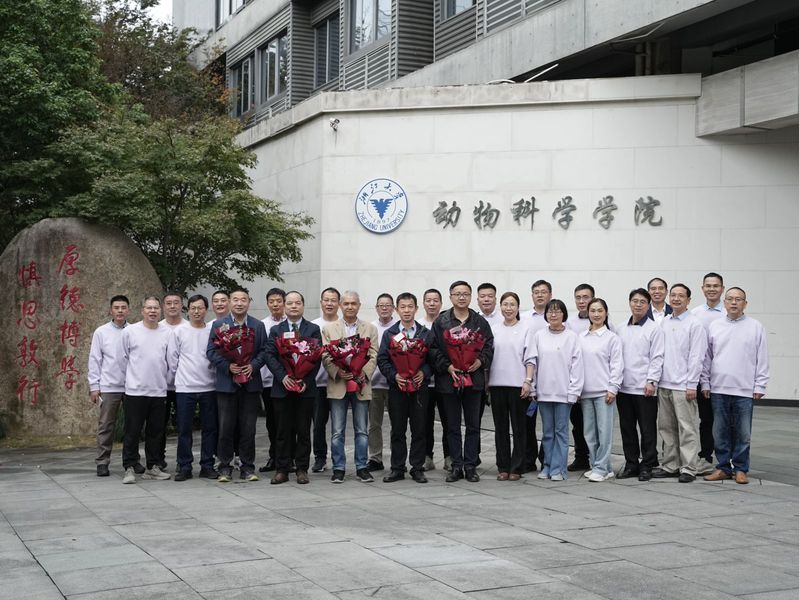 三十年后再聚首 抚今思昔念华年——动科院兽医91级校友毕业三十年返校实录