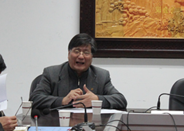 学院召开2017年第一次教授委员会会议