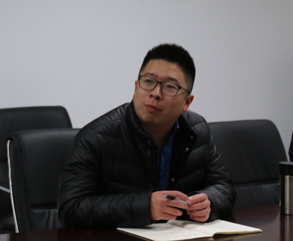 学院召开兼职辅导员述职会暨学生座谈会