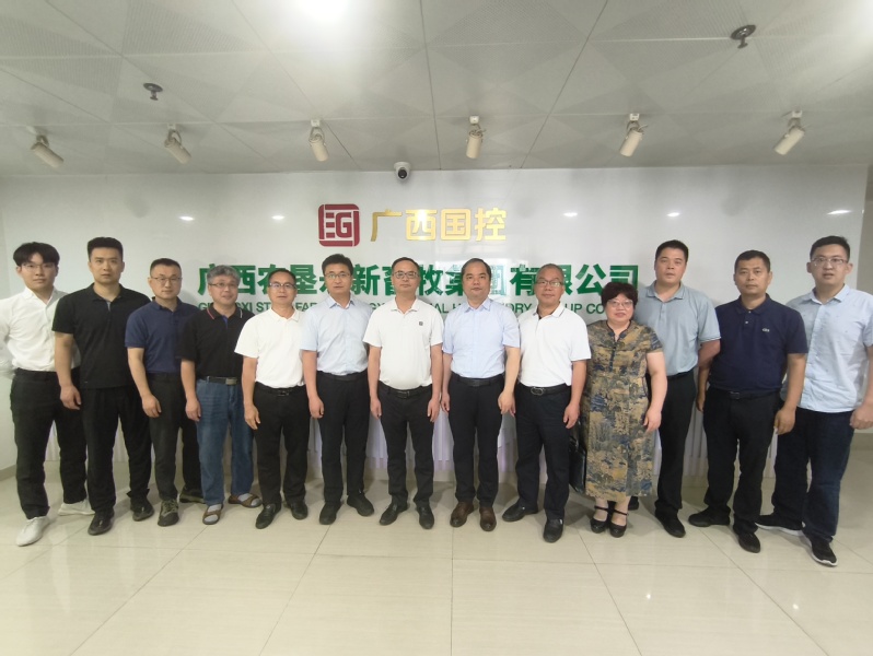 学院回访广西农垦永新畜牧集团有限公司