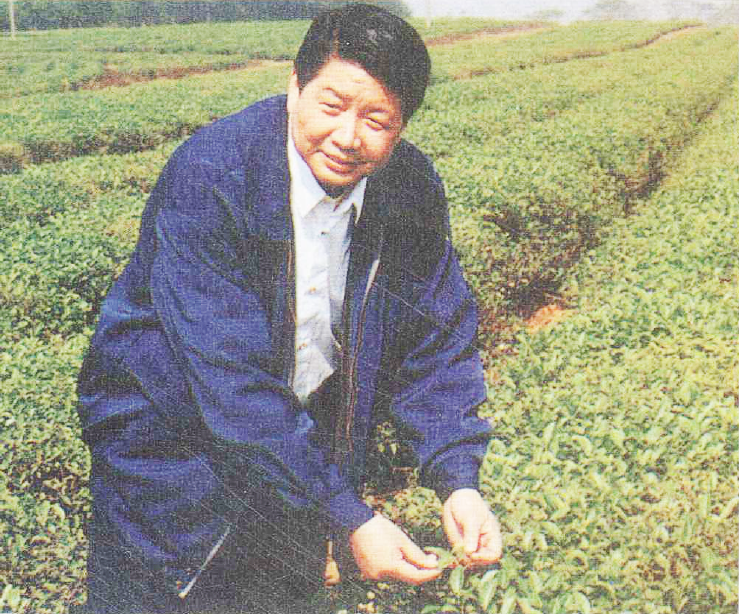 “动”听故事 | 105周年 人民公仆：舒惠国