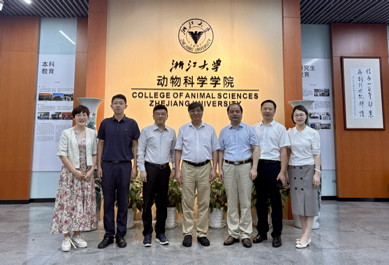 重温“两山”理论  构建校企党建共同体