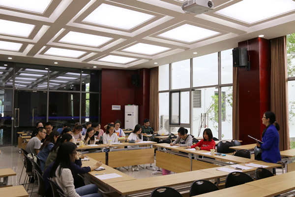 摆正心态，积极抗压 ――记学院积极心理学与压力管理沙龙