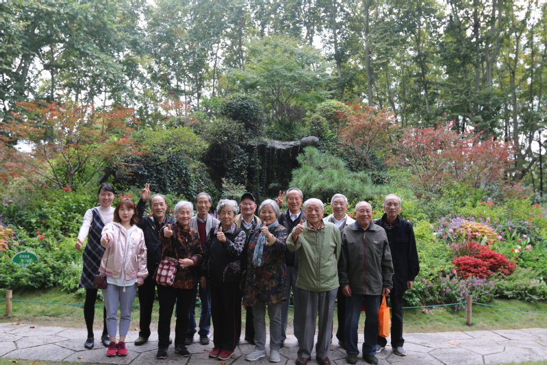 老当益壮  最美夕阳红——动科院离退休党支部党日活动