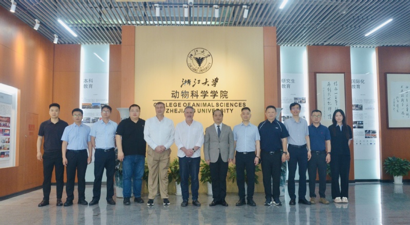 学院接待加拿大True North Genetics公司CEO来访