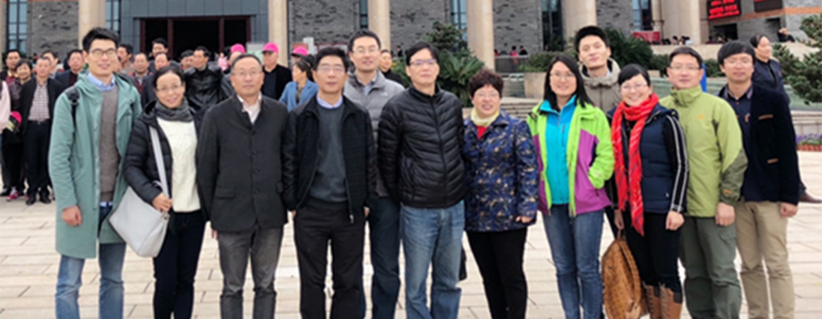 不忘初心，继续前进－－饲料所教工支部参观中共一大会址活动