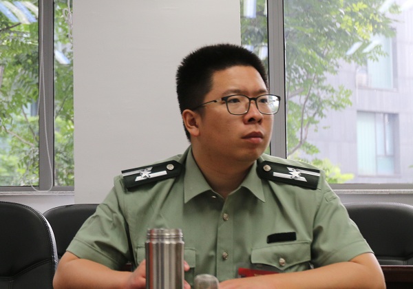 学院党委再次召开党支部书记专题培训会